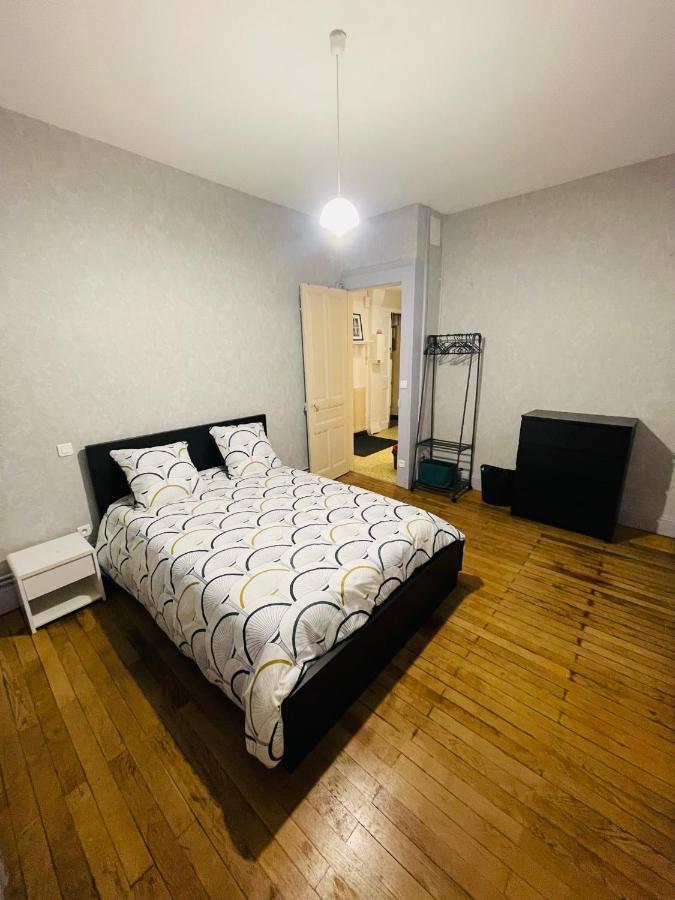 Appartement Proche De La Ville Et Du Parc Du Truchet Saint-Claude Exteriér fotografie